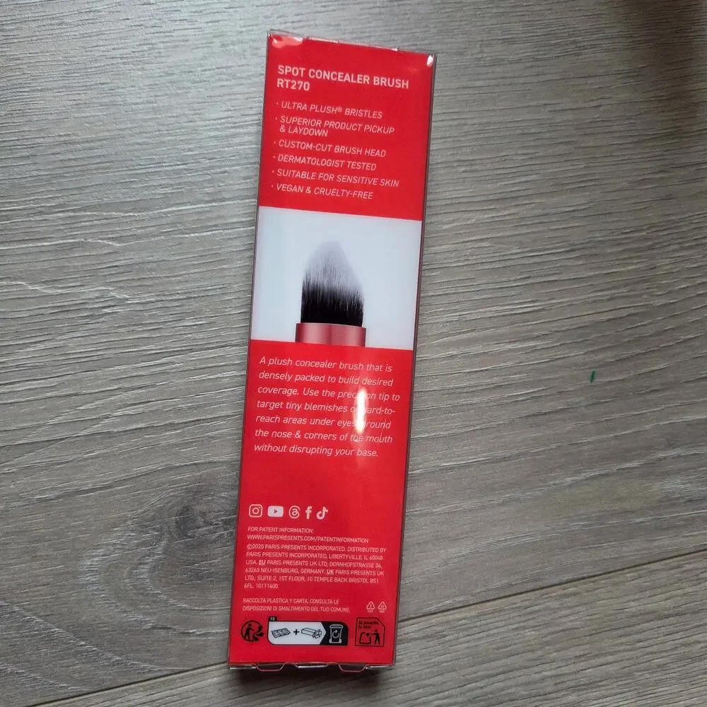 Real techniques spot concealer brush